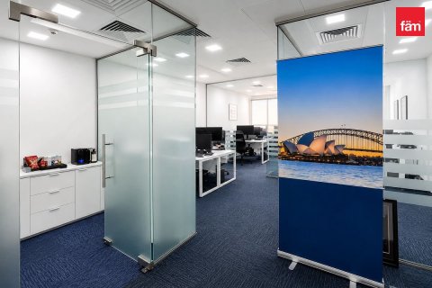 Снять в аренду офис в DIFC, Дубай: 48.9м², № 118727 - фото 4