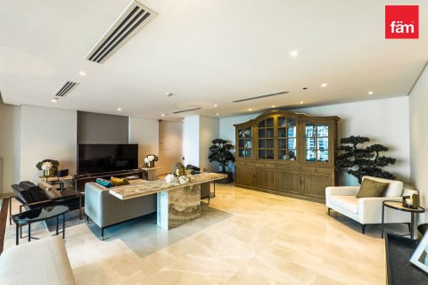 Apartment in Dubai Marina, Dubai 4 bedrooms, 307.3 sq.m. № 118731 - photo 10