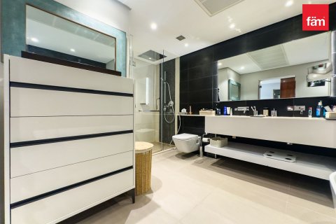 Apartment in Dubai Marina, Dubai 4 bedrooms, 307.3 sq.m. № 118731 - photo 20