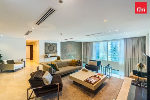Apartment in Dubai Marina, Dubai 4 bedrooms, 307.3 sq.m. № 118731 - photo 6