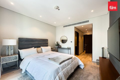 Apartment in Dubai Marina, Dubai 4 bedrooms, 307.3 sq.m. № 118731 - photo 15