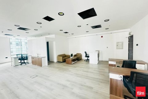 Bureau à Business Bay, Dubai, 107.6 m², № 112938 - photo 3
