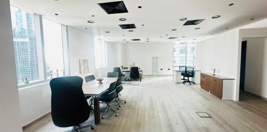 Bureau à Business Bay, Dubai, 107.6 m², № 112938
