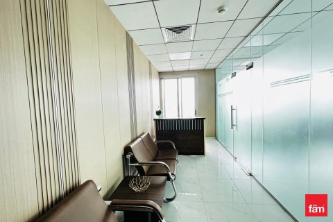 Bureau à Business Bay, Dubai, 107.6 m², № 112940 - photo 13