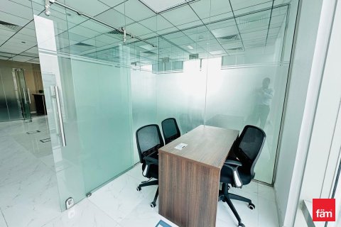 Bureau à Business Bay, Dubai, 107.6 m², № 112940 - photo 10