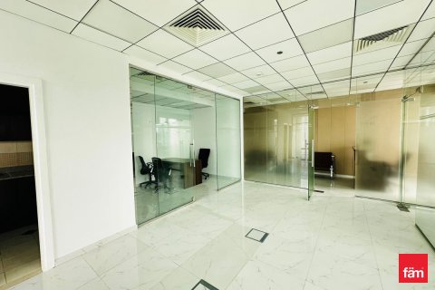 Bureau à Business Bay, Dubai, 107.6 m², № 112940 - photo 7