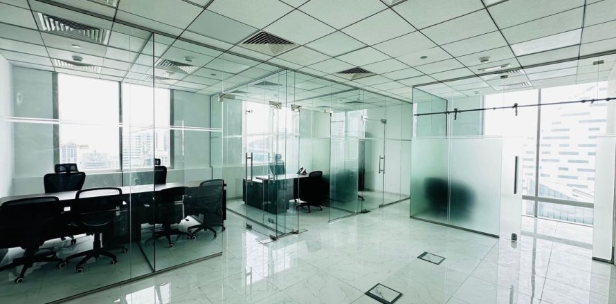 Bureau à Business Bay, Dubai, 107.6 m², № 112940