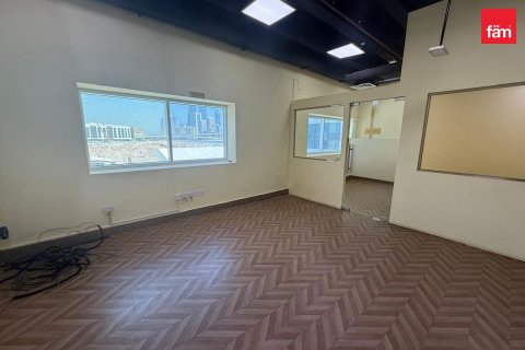 Magasin à Al Furjan, Dubai, 197.3 m², № 124206 - photo 4