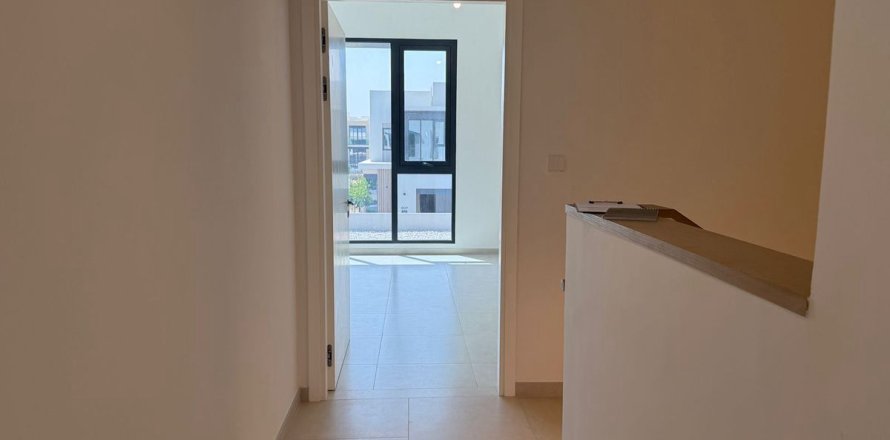 Maison de ville à Jebel Ali, Dubai, 4 chambres, 334 m², № 124208