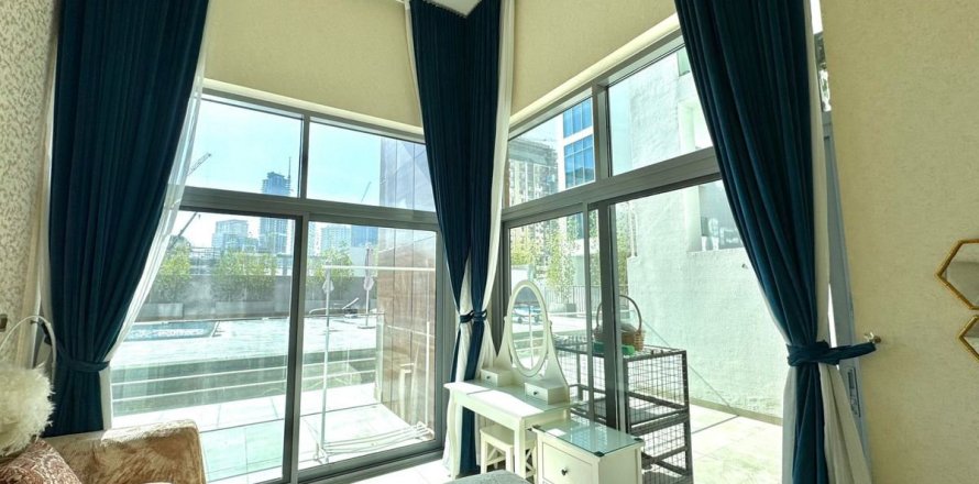 Apartment in Dubai 2 bedrooms, 118 sq.m. № 109216