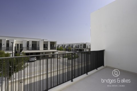 Villa en Tilal Al Ghaf, Dubai, 3 dormitorios, 145 m², № 98115 - foto 14