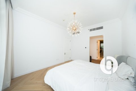 Apartment in Old Town, Dubai 2 bedrooms, 179 sq.m. № 98117 - photo 6