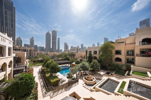 Apartamento en Old Town, Dubai, 2 dormitorios, 179 m², № 98117 - foto 19