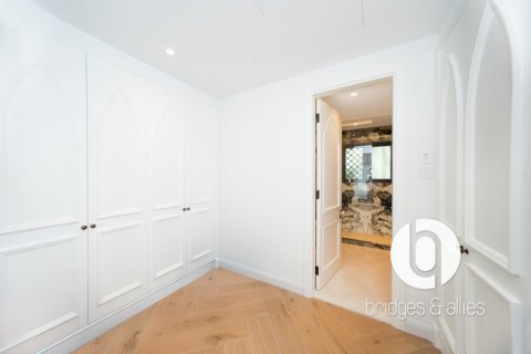 Apartment in Old Town, Dubai 2 bedrooms, 179 sq.m. № 98117 - photo 8