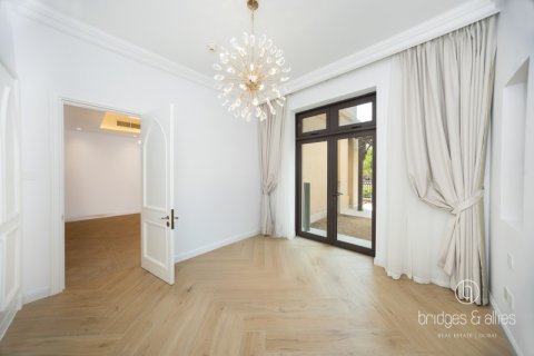 Apartamento en Old Town, Dubai, 2 dormitorios, 179 m², № 98117 - foto 14