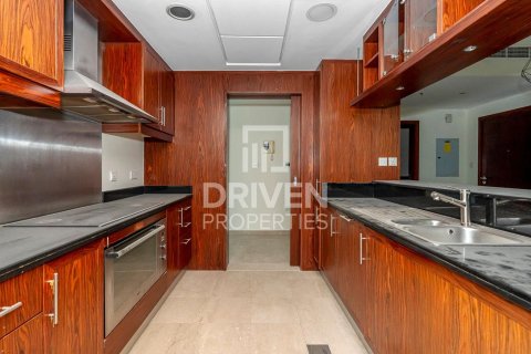 Apartment in The Residences, Downtown Dubai (Downtown Burj Dubai), Dubai 3 bedrooms, 317.45 sq.m. № 126374 - photo 4