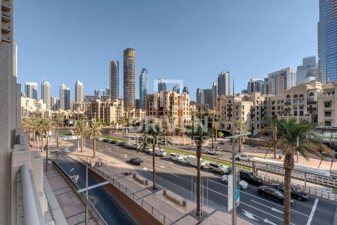 Apartment in The Residences, Downtown Dubai (Downtown Burj Dubai), Dubai 3 bedrooms, 317.45 sq.m. № 126374 - photo 9