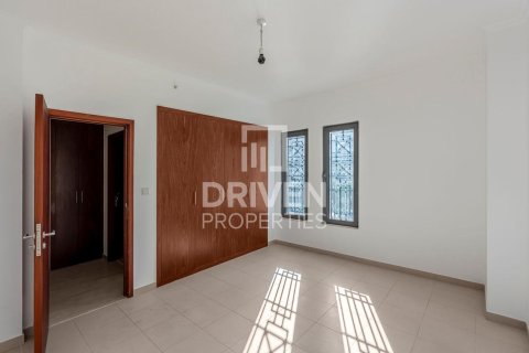 Apartment in The Residences, Downtown Dubai (Downtown Burj Dubai), Dubai 3 bedrooms, 317.45 sq.m. № 126374 - photo 8