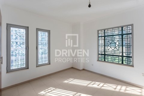 Apartment in The Residences, Downtown Dubai (Downtown Burj Dubai), Dubai 3 bedrooms, 317.45 sq.m. № 126374 - photo 7