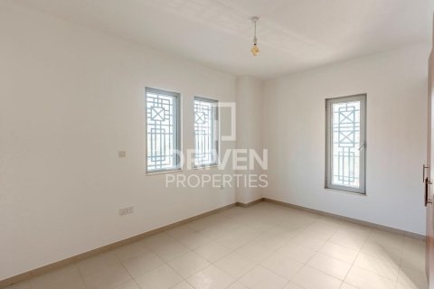 Apartment in The Residences, Downtown Dubai (Downtown Burj Dubai), Dubai 3 bedrooms, 317.45 sq.m. № 126374 - photo 5