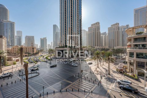 Apartment in The Residences, Downtown Dubai (Downtown Burj Dubai), Dubai 3 bedrooms, 317.45 sq.m. № 126374 - photo 20