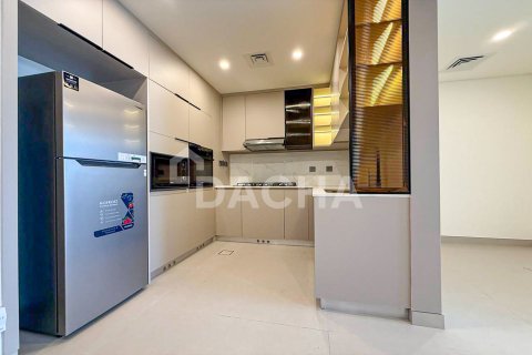 Apartamento en District 11, Jumeirah Village Circle, Dubai, 2 dormitorios, 132 m², № 105812 - foto 2