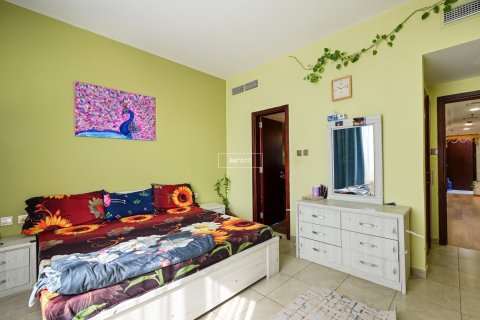 Купить квартиру в Джумейра Лейк Тауэрс, Дубай: 2 спальни, 134.7м², № 16429 - фото 7
