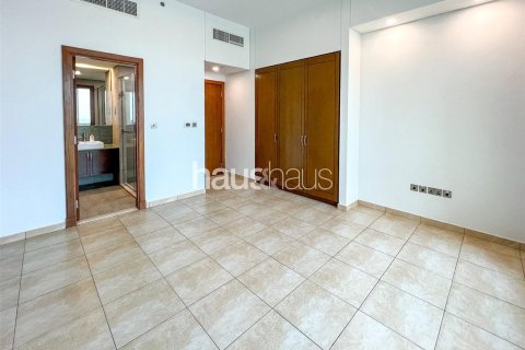 Apartment in Marina Residences, Palm Jumeirah, Dubai 2 bedrooms, 161 sq.m. № 44520 - photo 6