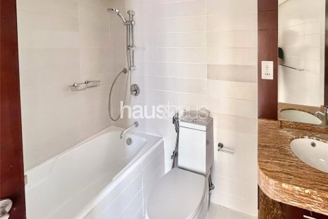 Apartment in Burj Views, Downtown Dubai (Downtown Burj Dubai), Dubai 1 bedroom, 90 sq.m. № 44517 - photo 7