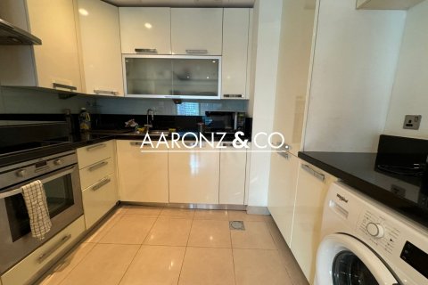 Apartamento en Jumeirah Lake Towers, Dubai, 2 dormitorios, 93 m², № 78310 - foto 10