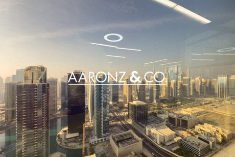 Office in Jumeirah Lake Towers, Dubai 111 sq.m. № 78318 - photo 14