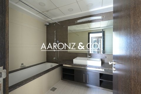 Apartamento en Dubai Marina, Dubai, 4 dormitorios, 524.4 m², № 78321 - foto 22