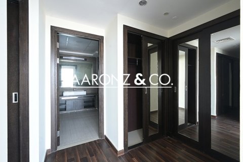 Apartamento en Dubai Marina, Dubai, 4 dormitorios, 524.4 m², № 78321 - foto 18