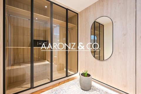 Penthouse in Dubai Marina, Dubai 5 bedrooms, 812.9 sq.m. № 78312 - photo 24