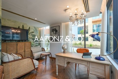 Penthouse in Dubai Marina, Dubai 5 bedrooms, 812.9 sq.m. № 78312 - photo 8