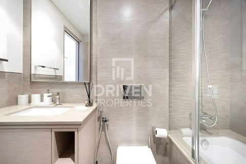 Apartment in Opera District, Downtown Dubai (Downtown Burj Dubai), Dubai 2 bedrooms, 121.24 sq.m. № 129669 - photo 2