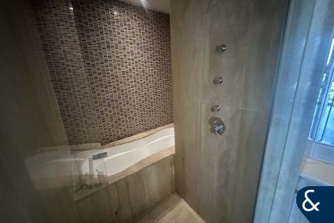 Снять в аренду квартиру в Бизнес-Бэе, Дубай: 2 спальни, 145м², № 76174 - фото 13