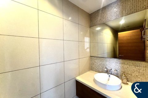 Apartment in Downtown Dubai (Downtown Burj Dubai), Dubai 3 bedrooms, 144 sq.m. № 76176 - photo 7