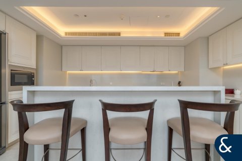 Apartment in Downtown Dubai (Downtown Burj Dubai), Dubai 4 bedrooms, 270 sq.m. № 76173 - photo 3