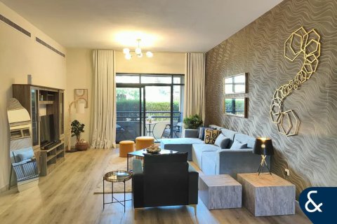 Apartment in Greens, Dubai 2 bedrooms, 128 sq.m. № 76163 - photo 2