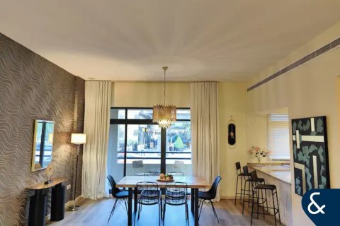 Apartment in Greens, Dubai 2 bedrooms, 128 sq.m. № 76163 - photo 4