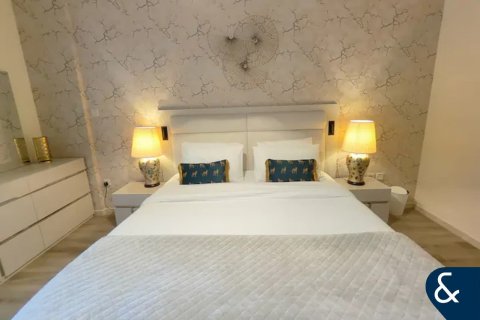 Apartment in Greens, Dubai 2 bedrooms, 128 sq.m. № 76163 - photo 15