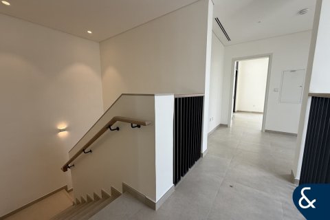 Villa in Mudon, Dubai 4 bedrooms, 237 sq.m. № 76175 - photo 8