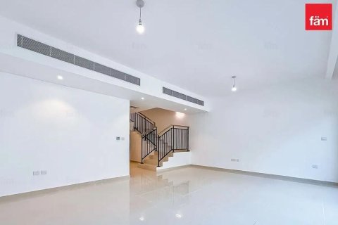 Adosado en Dubai, 3 dormitorios, 145.3 m², № 118869