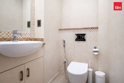 Appartement à Palm Jumeirah, Dubai, 2 chambres, 183.1 m², № 118861 - photo 2