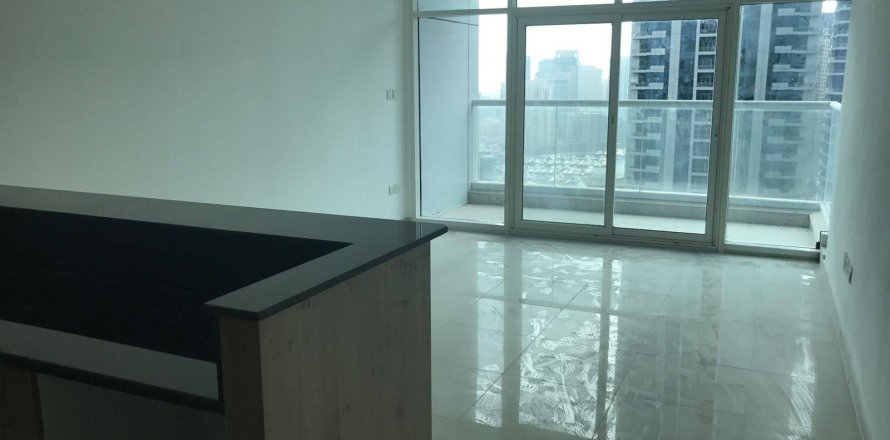 Квартира в Дубае, 2 спальни, 130м², № 31101