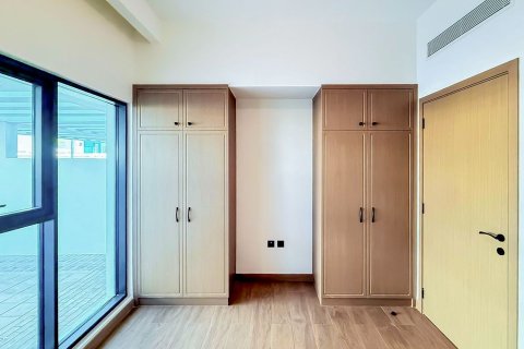 Townhouse in Damac Lagoons, Dubai 4 bedrooms, 144 sq.m. № 130122 - photo 7