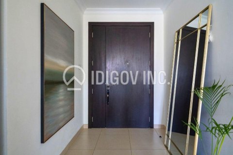 Villa in Al Barsha, Dubai 3 bedrooms, 266 sq.m. № 50924 - photo 9