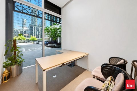 Office in Downtown Dubai (Downtown Burj Dubai), Dubai 377.8 sq.m. № 113557 - photo 2