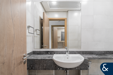 Купить квартиру в Бизнес-Бэе, Дубай: 2 спальни, 105м², № 75146 - фото 10